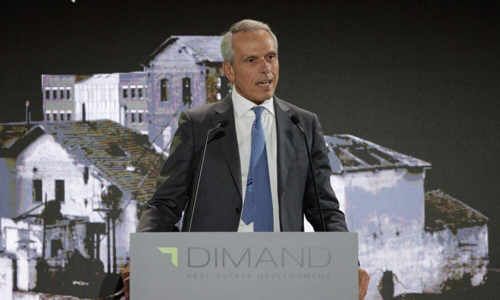 O CEO της Dimand Real Estate, Δ. Ανδριόπουλος, κατά την παρουσίαση της αστικής ανάπλασης των πρώην εγκαταστάσεων της ζυθοποίας ΦΙΞ. στη Θεσσαλονίκη - Φωτό: ΔΗΜΗΤΡΗΣ ΠΑΠΑΜΗΤΣΟΣ/ΓΡΑΦΕΙΟ ΤΥΠΟΥ ΠΡΩΘΥΠΟΥΡΓΟΥ/EUROKINISSI