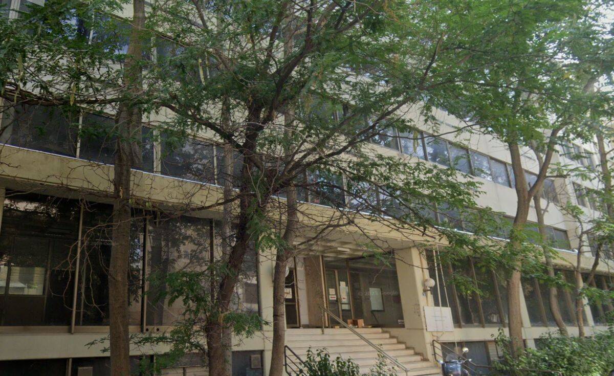Το ακίνητο γραφείων στην οδό Τιμολέοντος Βάσσου 11-13 που απέκτησε η Trastor - Πηγή: Google Maps