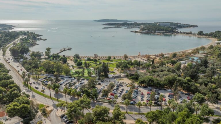 Ακτή Βουλιαγμένης - Πηγή: ΕΤΑΔ