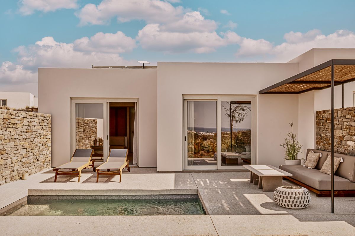 OVEA Paros, Νάουσα Πάρου - Πηγή: SWOT Hospitality