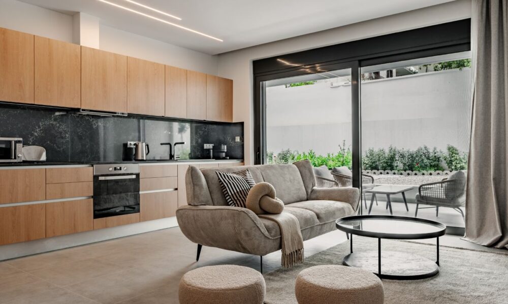 Πηγή: Moving Doors