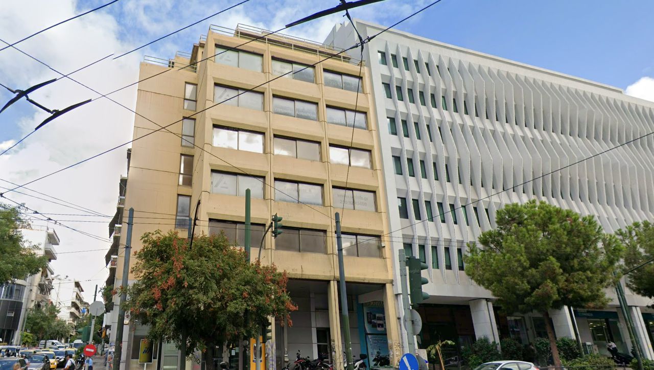 Το ακίνητο στη συμβολή της Λεωφόρου Συγγρού με την οδό Πετμεζά - Πηγή: Google Maps